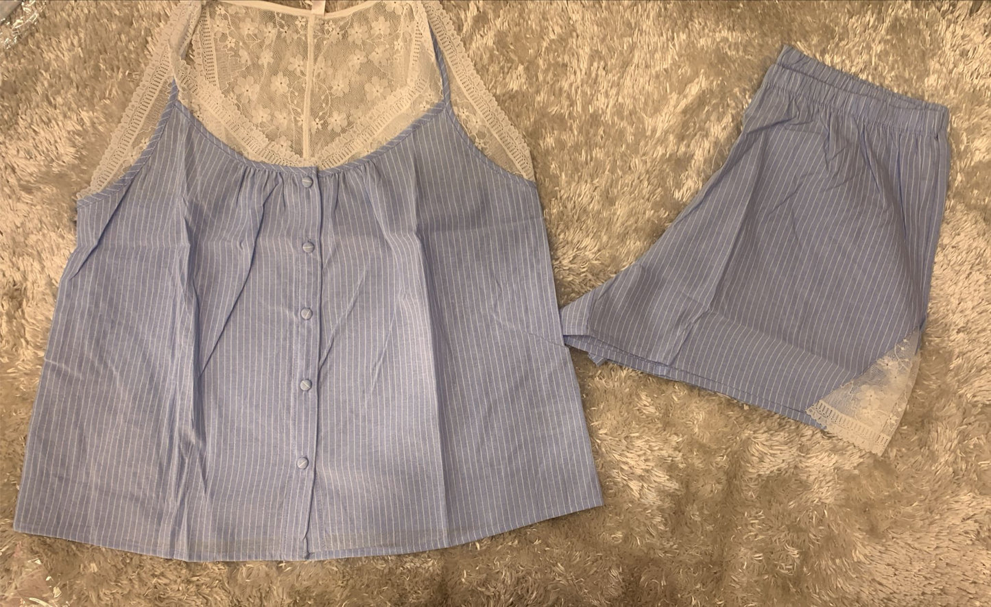 pigiama donna in cotone aperto avanti spalla larga con merletto alla schiena e pantaloncini