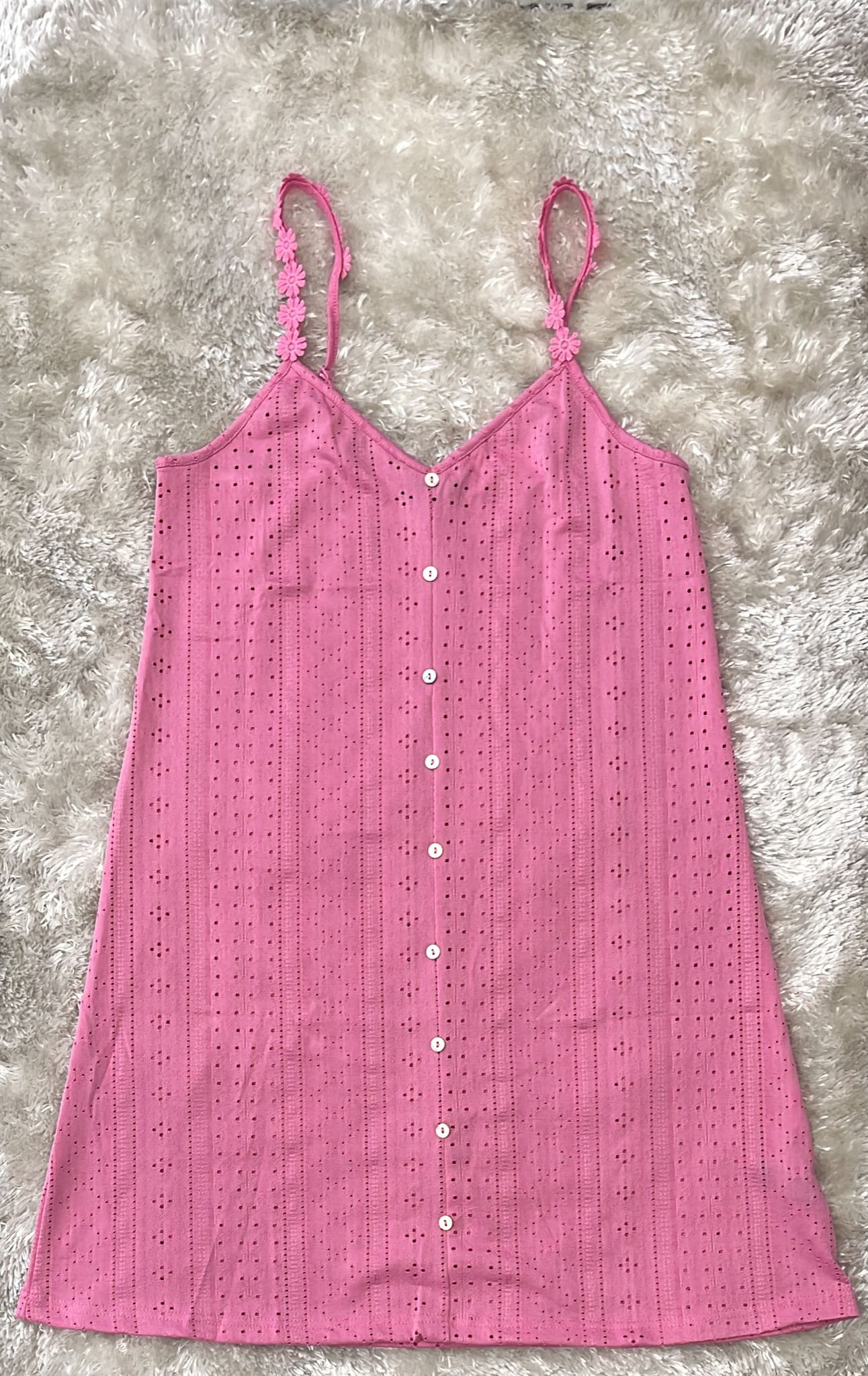 Camicia da notte traforata in cotone super comoda Con finta abbottonatura e bretelline con fiori