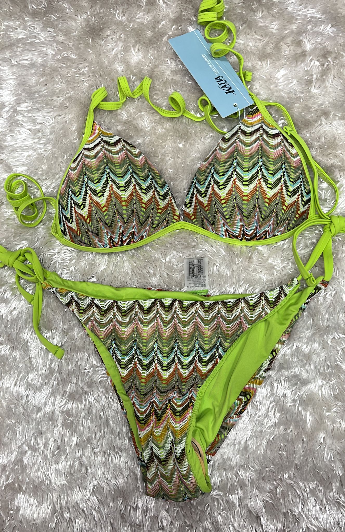 Costume triangolino Con coppa E brasiliano ( l'articolo non può essere cambiato )