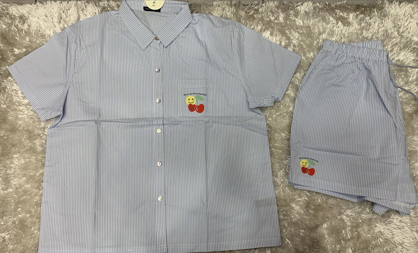 pigiama donna modello camicia aperto avanti con taschino lato cuore in cotone e pantaloncini
