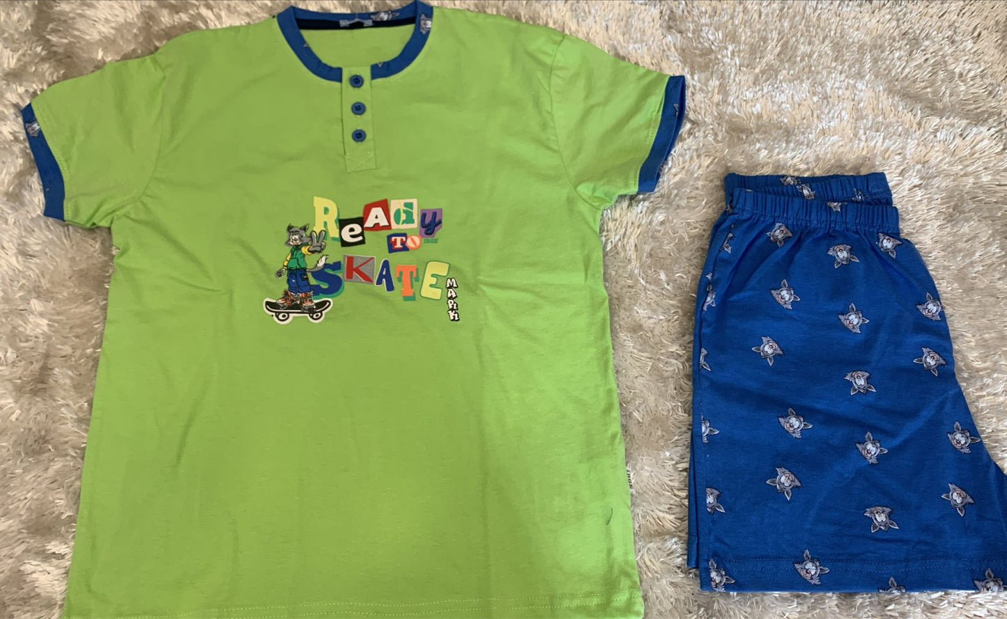 pigiama bimbo 100% con 3 bottoncini fantasia gattino