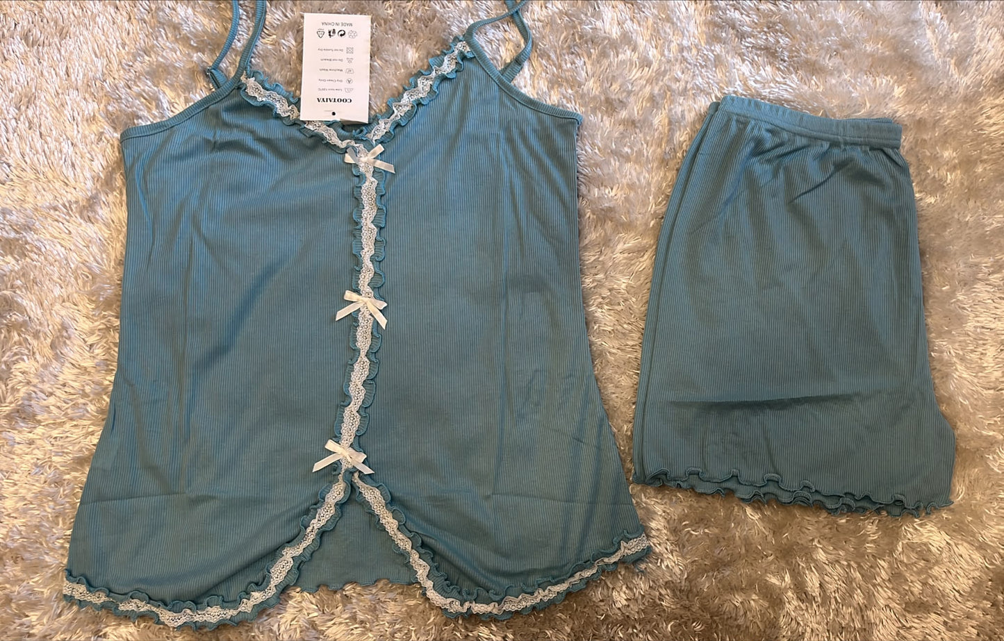Pigiama donna bretellina con finta apertura fiocchi e pantaloncini ( l'articolo non può essere cambiato )