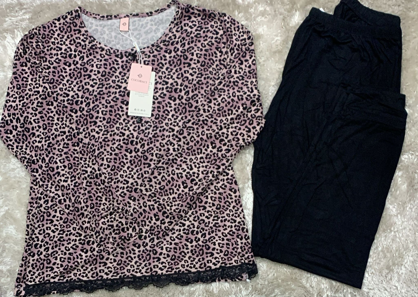 pigiama donna cotone elasticizzato super comodo fantasia maculato con 4 bottoncini e rifiniture in merletto