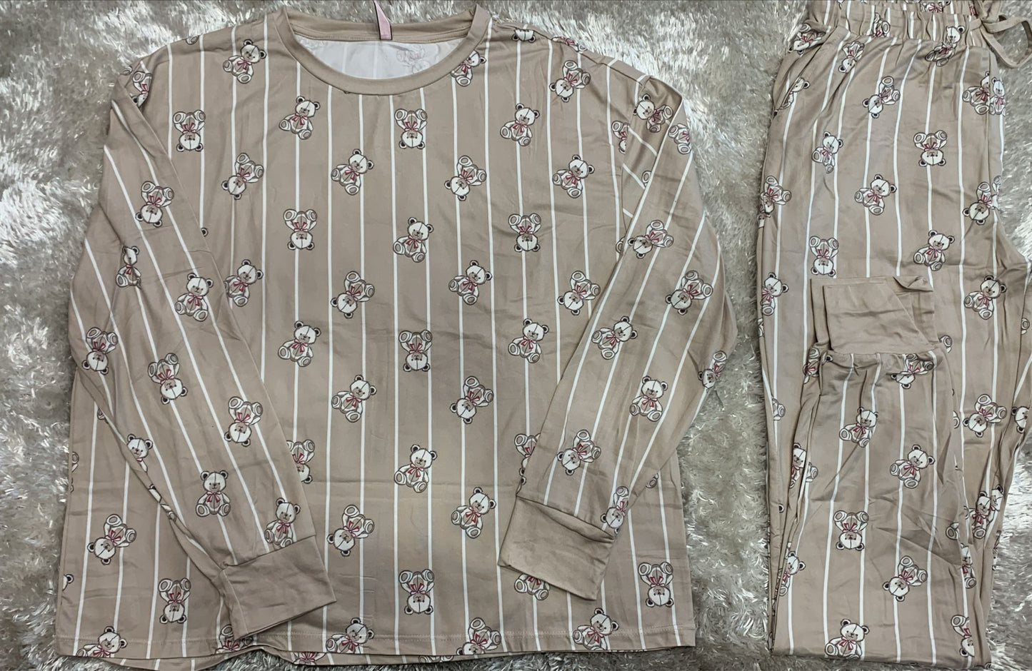 pigiama donna in cotone elasticizzato fantasia orsetto e fiocco ( l'articolo non può essere cambiato )