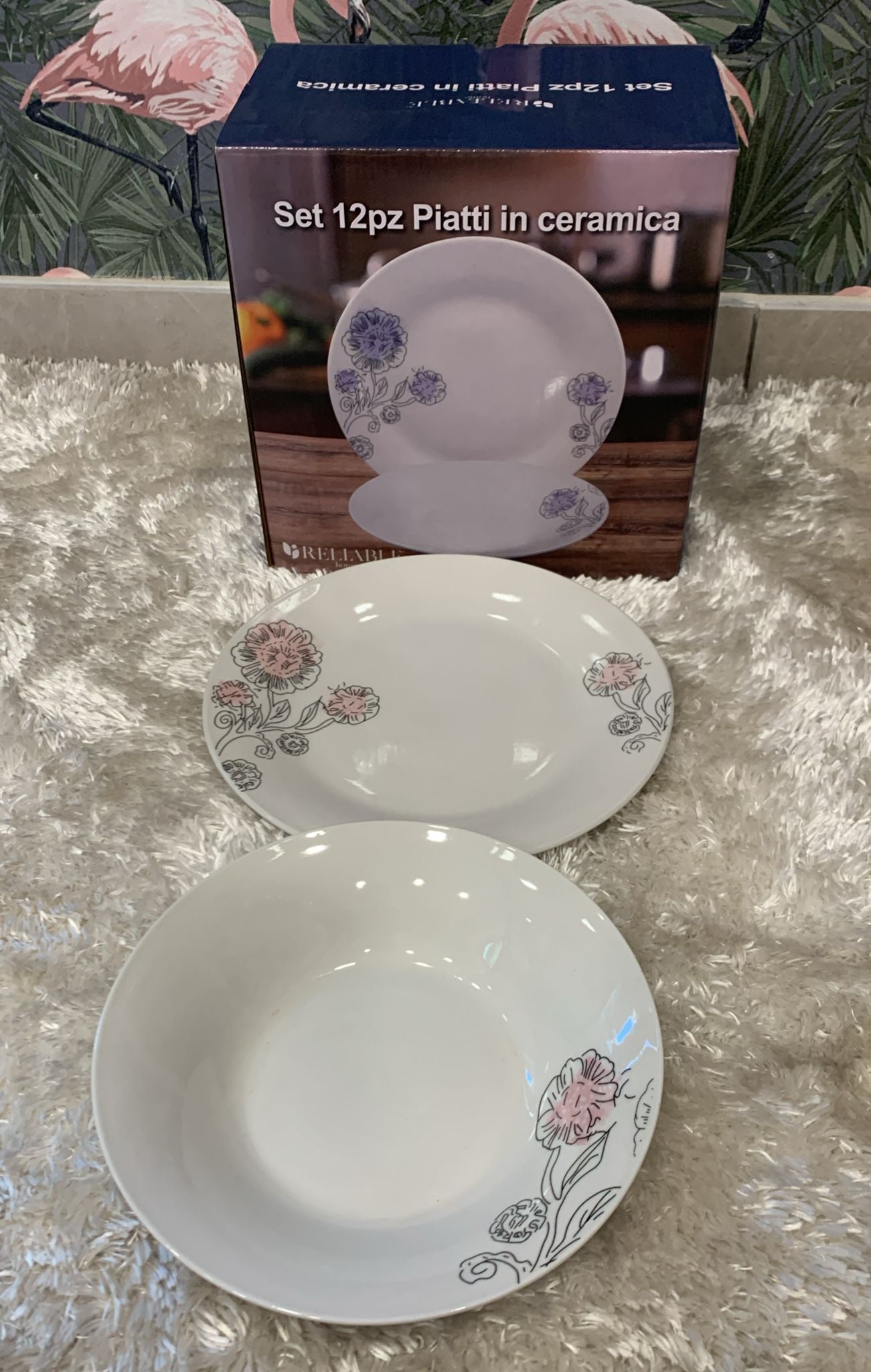 set 12 piatti in ceramica composto da  6 piatti piani 22.8cm  6 piatti fondi 20.3cm fantasia fiori