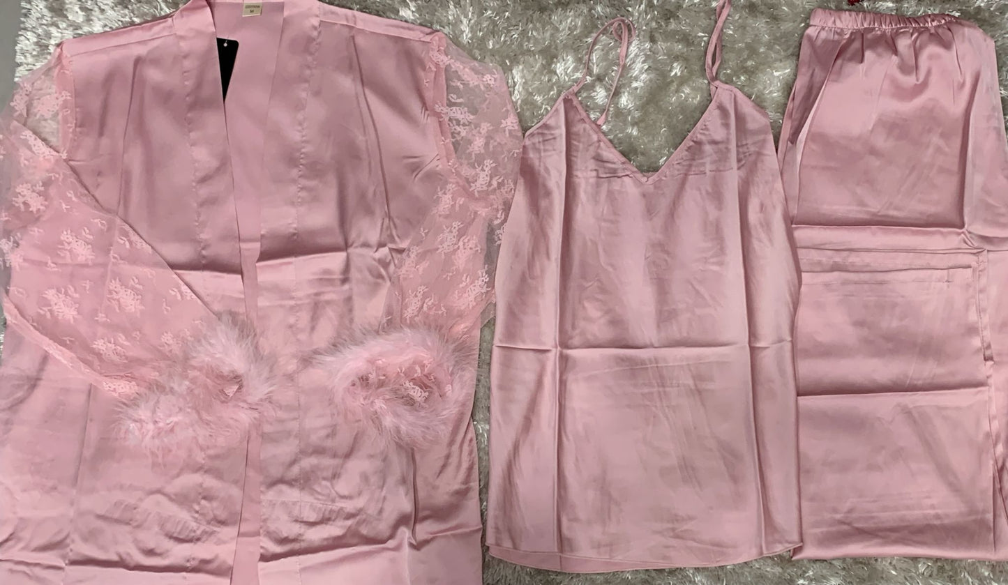 pigiama tre pezzi donna raso composto da vestaglia con cintura con maniche in pizzo e piume canotta e pantalone