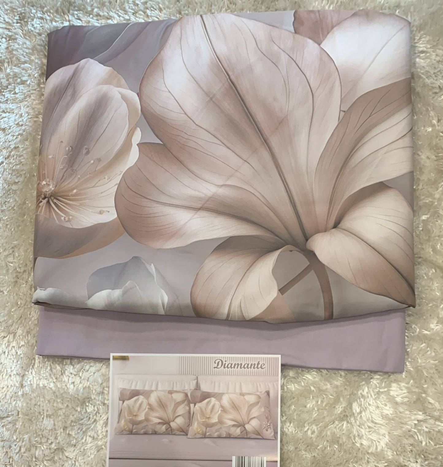 Competo letto matrimoniale in puro cotone con 4 federe fantasia Diamante Lenzuola sopra t unita 250x290cm Lenzuola sotto t unita con angoli maxi 175x200 cm 2 federe t unita in puro cotone 52x82 2 federe stampa digitale poliestere 50x80cm