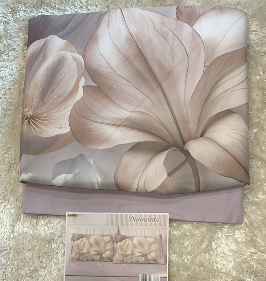 Competo letto matrimoniale in puro cotone con 4 federe fantasia Diamante Lenzuola sopra t unita 250x290cm Lenzuola sotto t unita con angoli maxi 175x200 cm 2 federe t unita in puro cotone 52x82 2 federe stampa digitale poliestere 50x80cm