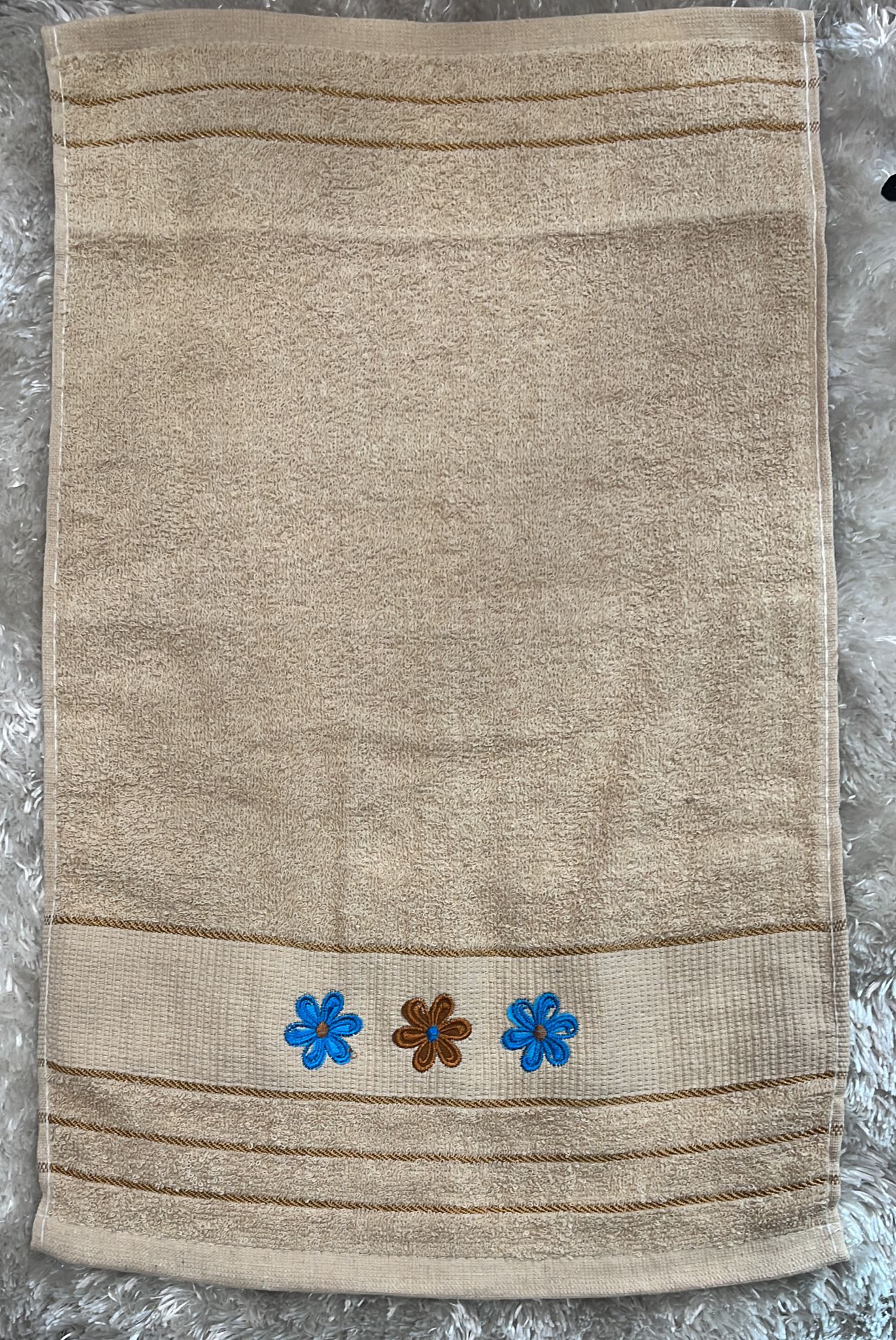 Asciugamano ospite  60x35 con fiore ricamato