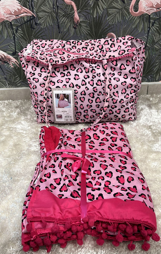 Borsa mare con zip e pon pon  38x30x18cm + telo mare con stampa digitale  E retro in microspugna tinta unita e pon pon Double face  90x180cm