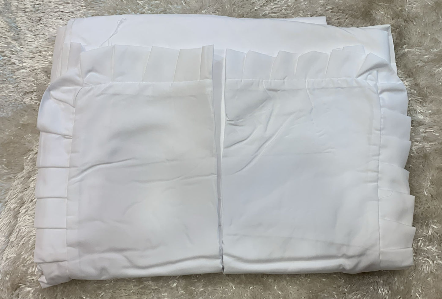 completo letto matrimoniale con volant in microfibra composto da un lenzuolo di sopra con volant 250x280 cm un lenzuolo sotto con angoli 180x200 cm +25 cm due federe con volant