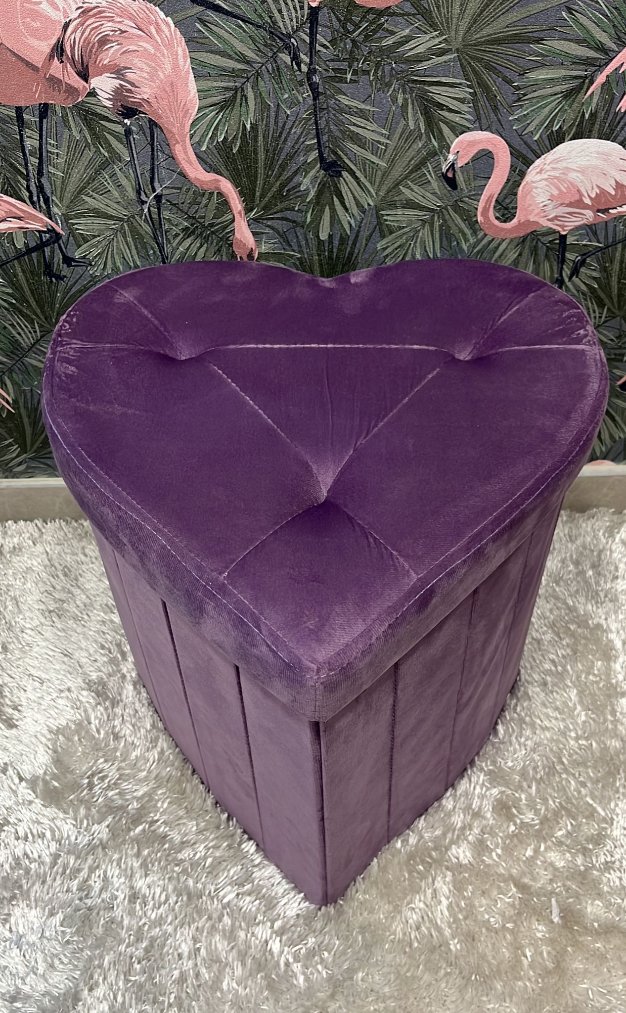 Pouf a cuore in velluto tinta unita con coperchio  Misura 40x40x38cm
