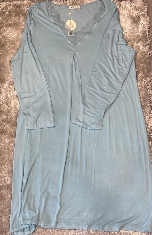 Camicia da notte in cotone elasticizzato scollo V in merletto