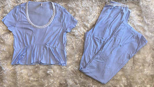 Pigiama donna tessuto elasticizzato a costine composto da t shirt crop e pantalone lungo