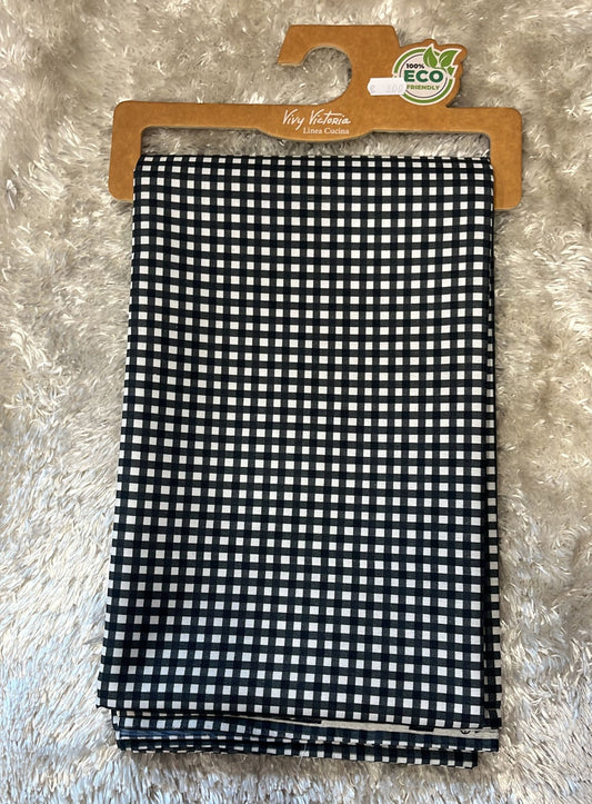 Tovaglia antimacchia rettangolare  X12  Fantasia Quadretti