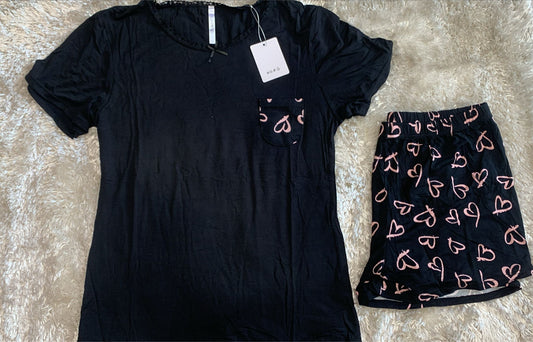 pigiama donna mezza manica e pantaloncini in cotone elasticizzato  fantasia cuori