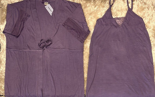 Set vestaglia mezza manica e sottana bretellina in cotone  Con pizzo