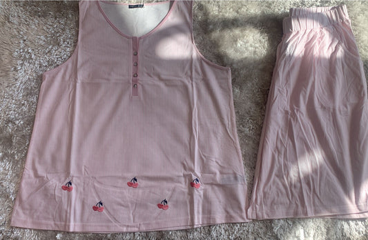 pigiama in cotone donna spalla larga con 4 bottoncini e bermuda con tasche  fantasia ciliegie
