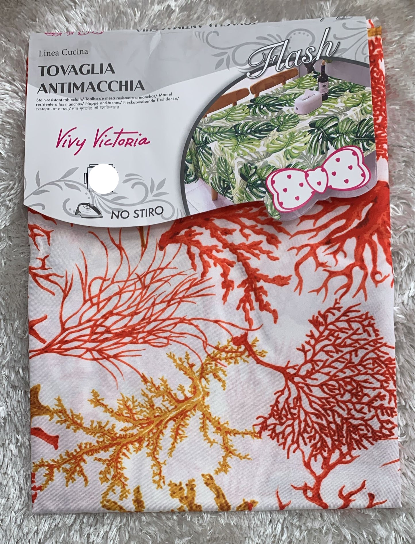 tovaglia antimacchia no stiro x12 posti  disponibili nelle seguenti fantasie