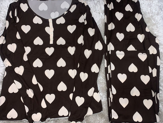 pigiama donna in cotone elasticizzato super comodo per la sua vestibilità fantasia cuori