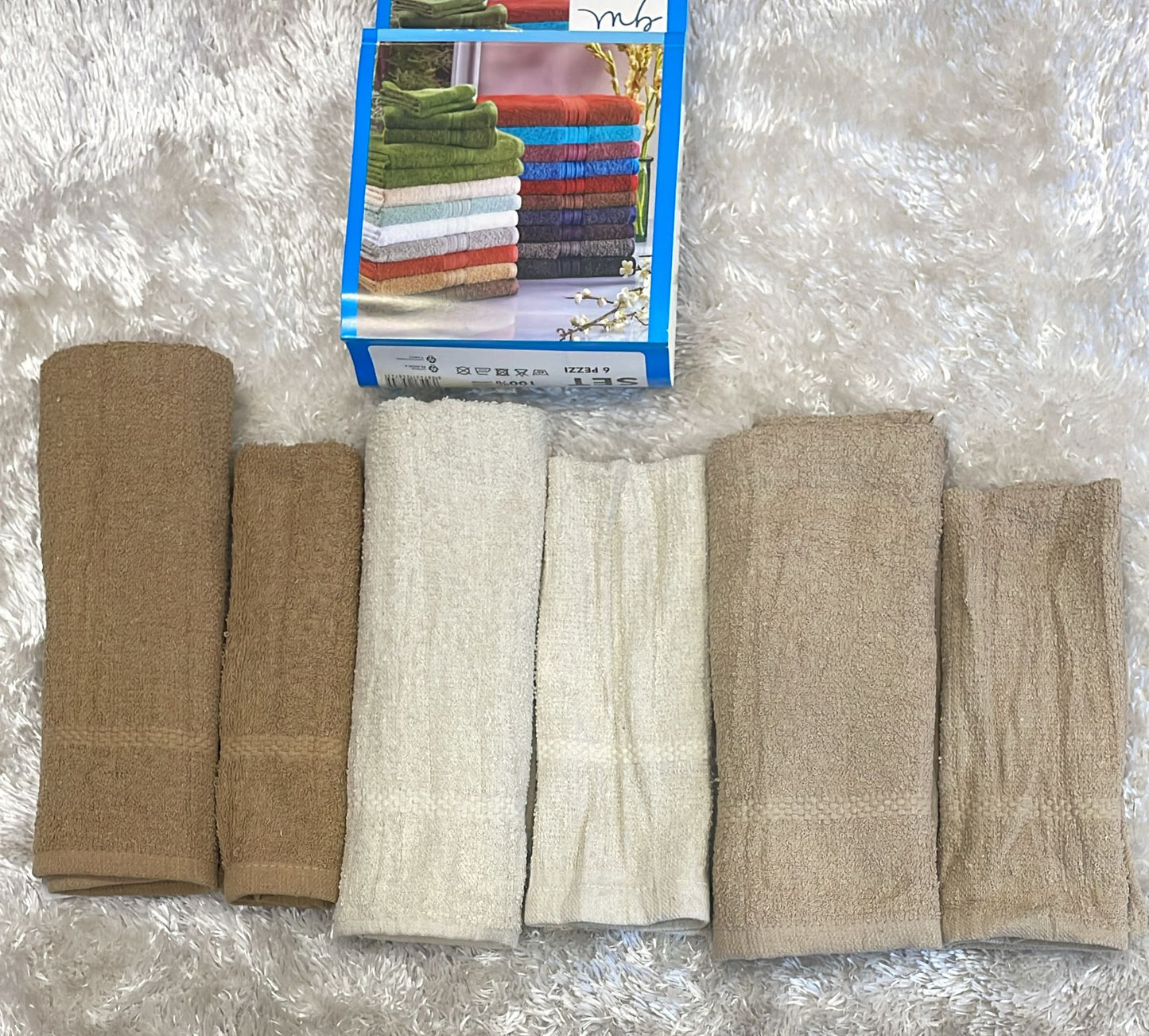 Set valigetta 3+3 composto  Da 3 asciugamani in spugna 100% viso 50x90 3 asciugamano ospiti 30x50