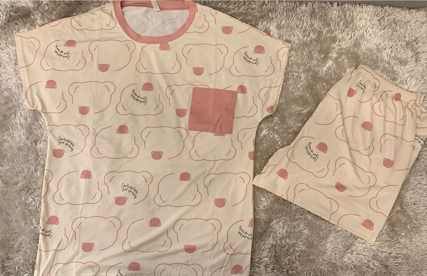 Pigiama donna in cotone elastico mezza manica e pantaloncini con taschino lato cuore  fantasia orsetto