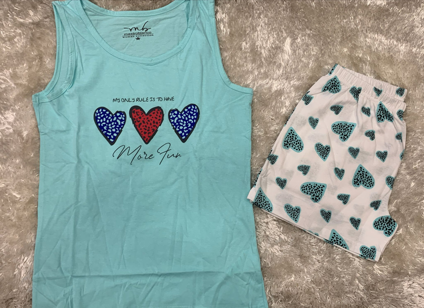 pigiama donna in cotone spalla larga e pantaloncini fantasia cuori