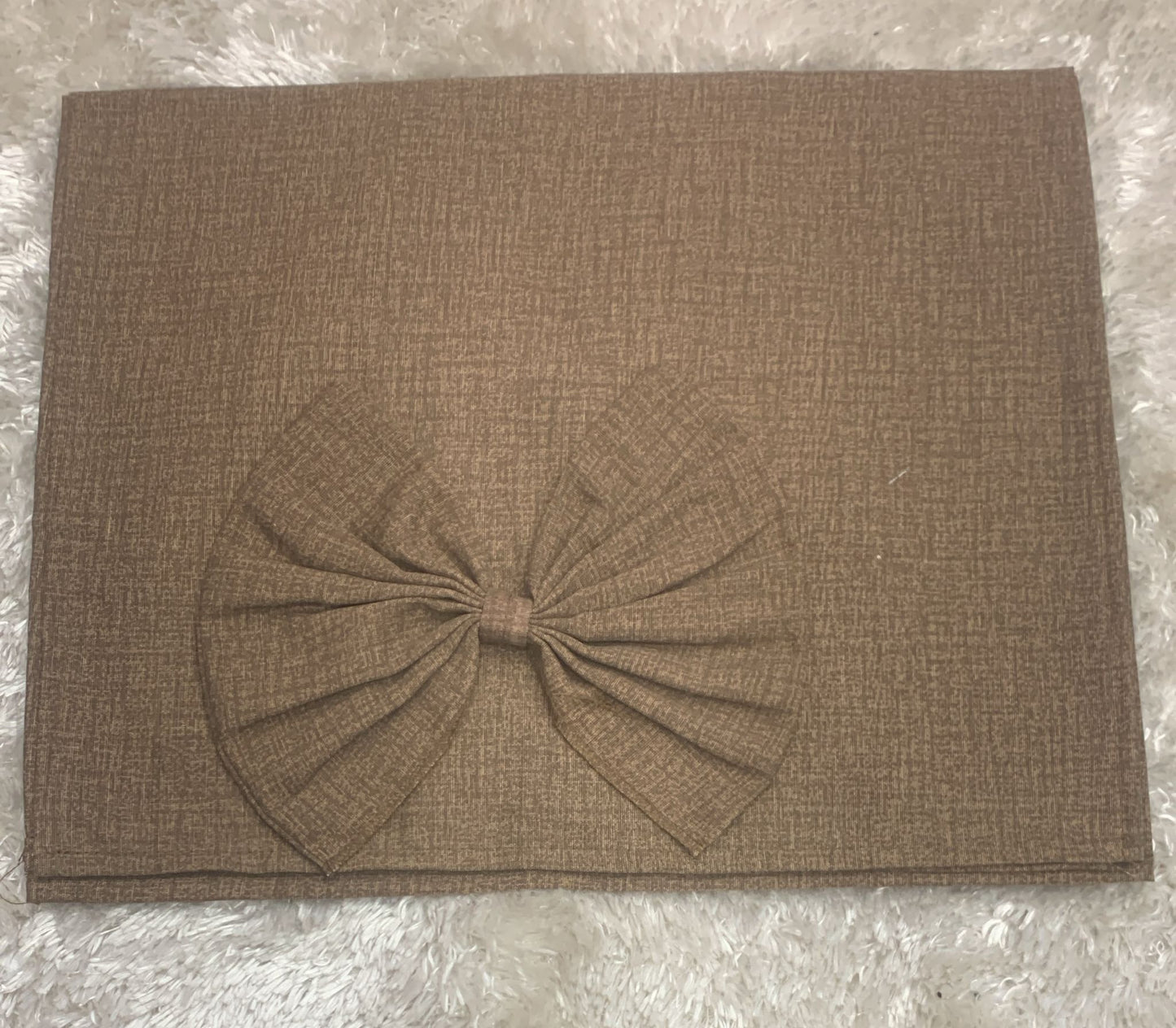 Runner in cotone con applicazione fiocco 45x140