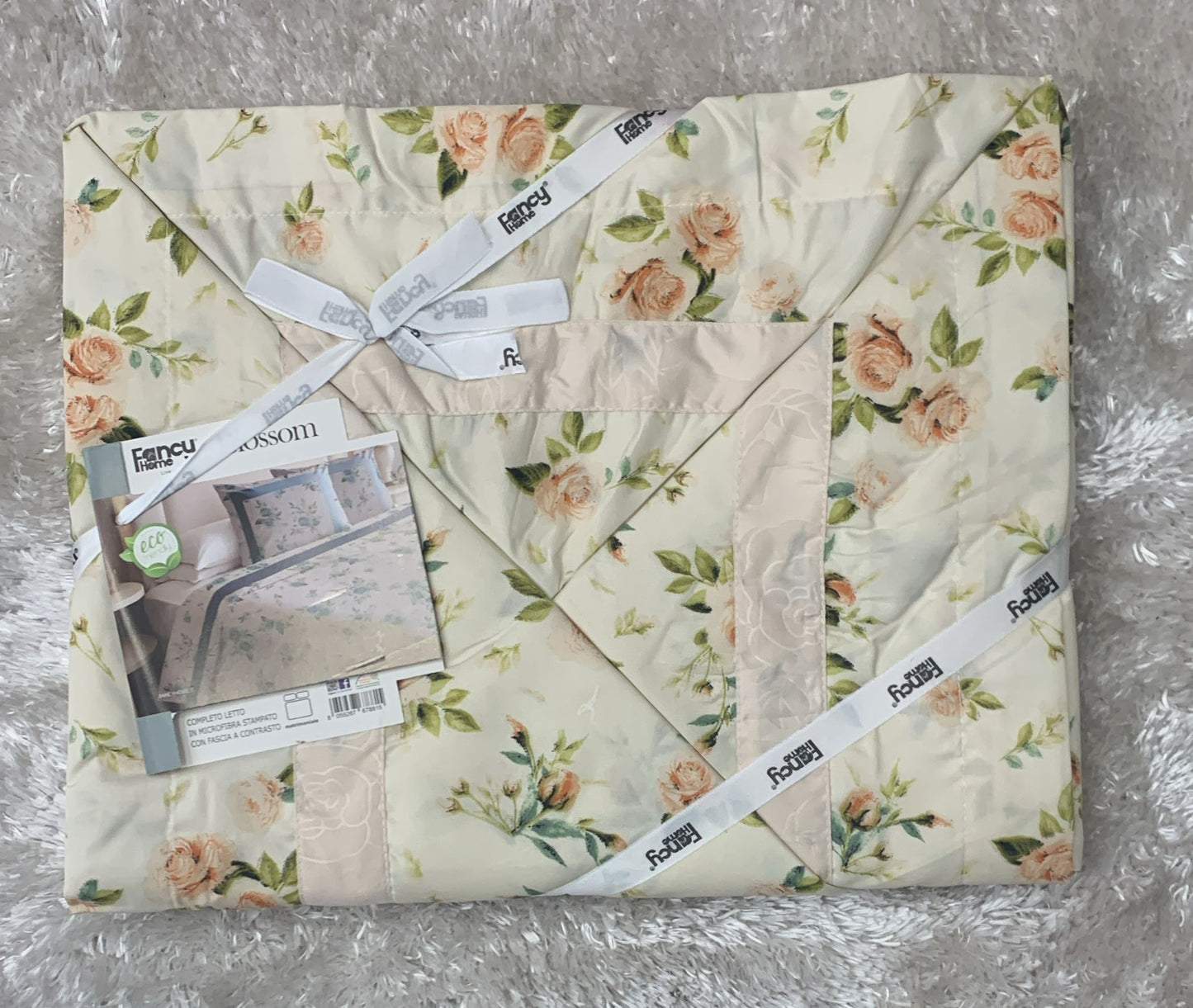 completo letto matrimoniale stampato con fascia a contrasto in microfibra fantasia rose