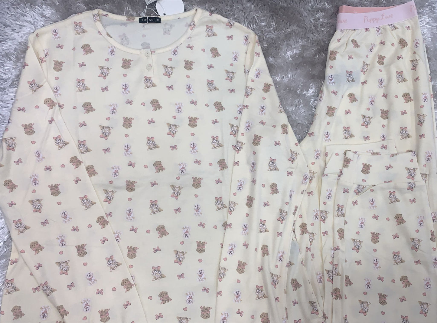 pigiama donna in cotone girocollo con due bottoncini e pantaloni con elastico esterno  fantasia cani