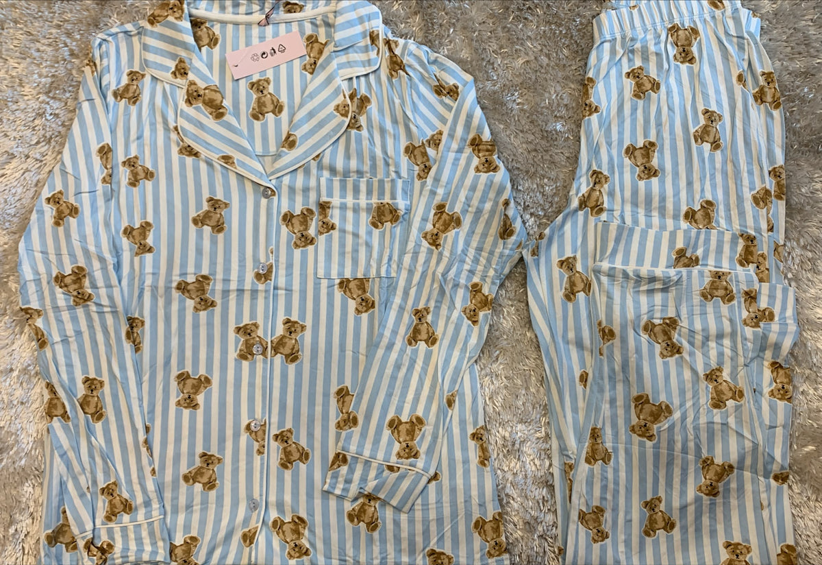 pigiama teddy aperto avanti in cotone elasticizzato con taschino lato cuore comodo per la sua vestibilità