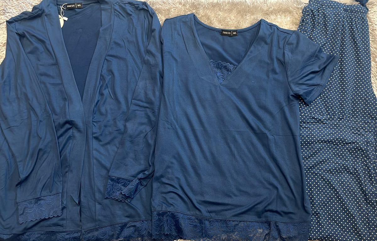 Tre pezzi donna composto da maglia a mezza manica pantaloni e vestaglia in cotone elasticizzato