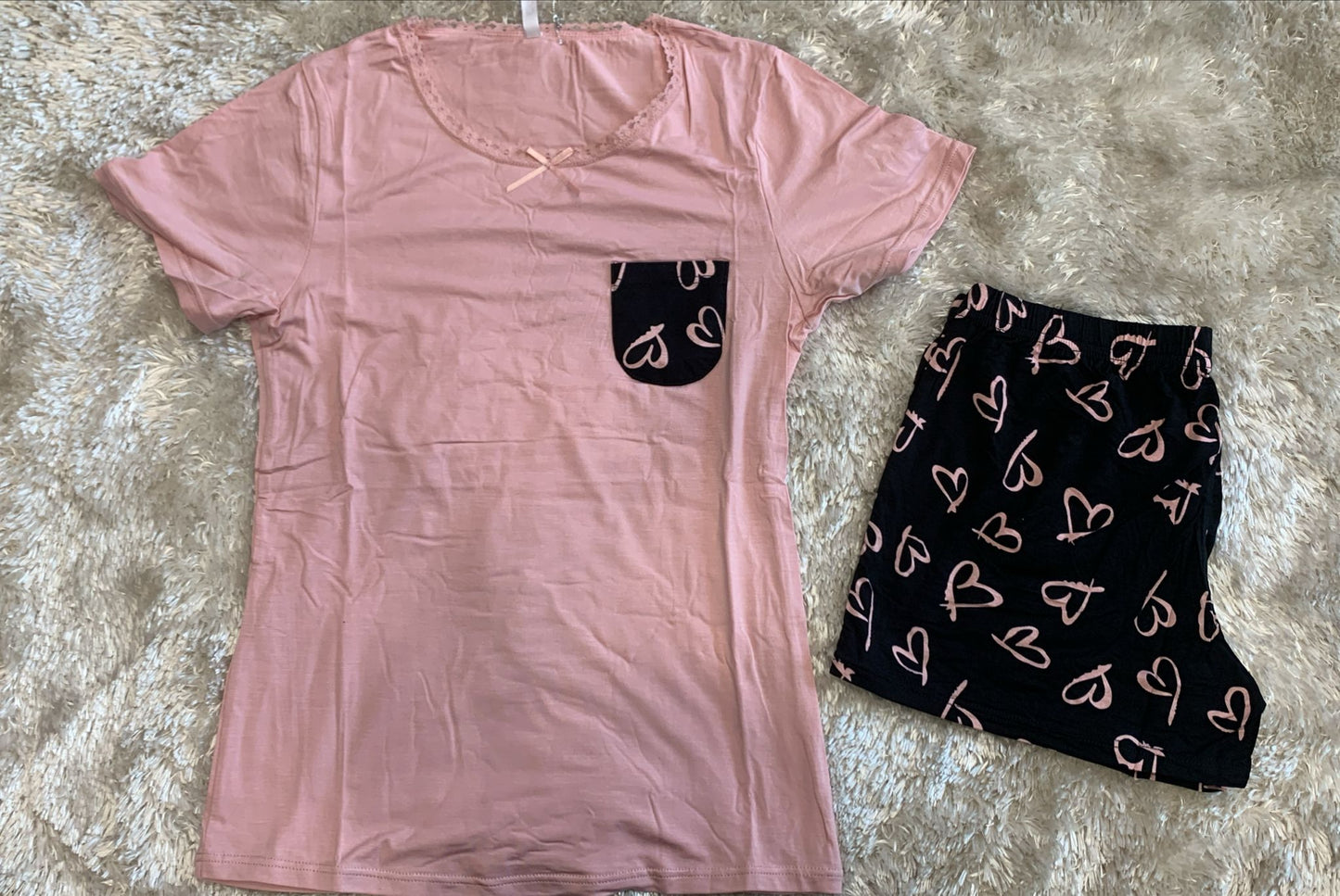 pigiama donna mezza manica e pantaloncini in cotone elasticizzato  fantasia cuori