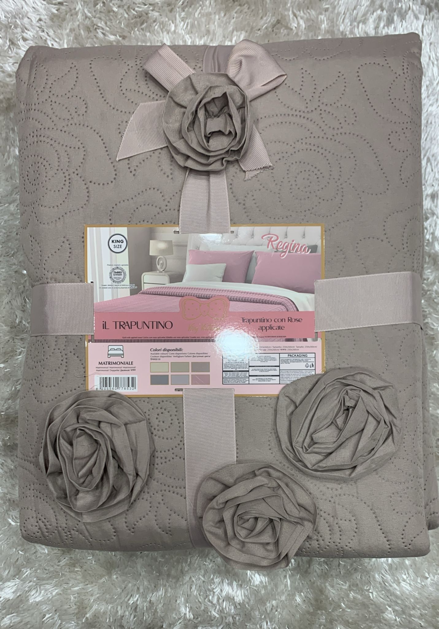 Trapuntino matrimoniale regina  con rose in rilievo 250x260cm
