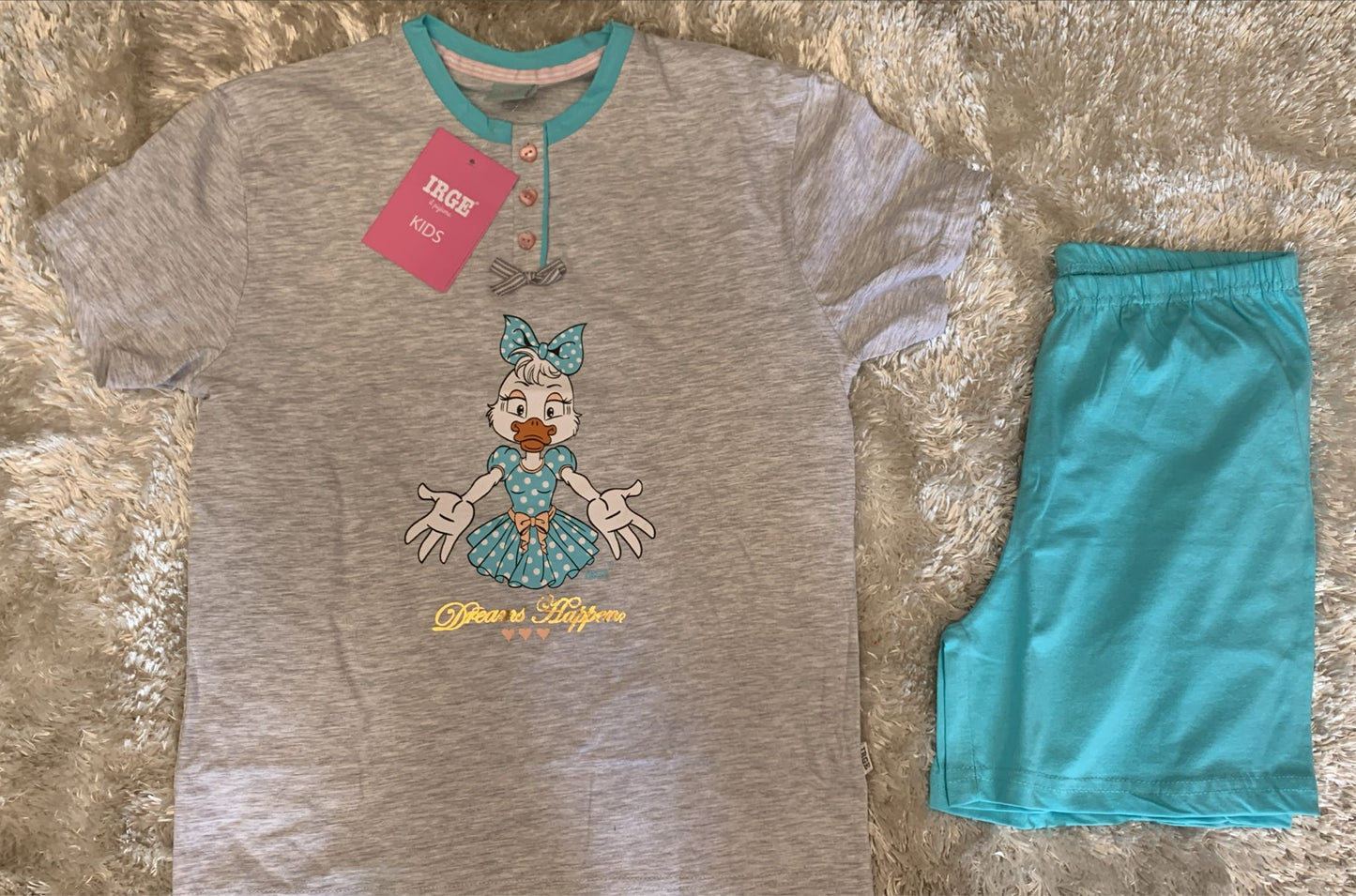 pigiama bimba 100% cotone  mezza manica e pantaloncini  con 3 bottoncini  fantasia fiori