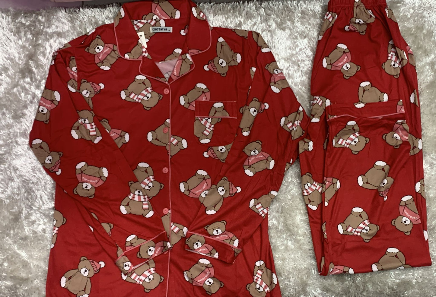 Pigiama donna aperto avanti in cotone elastico con taschino lato cuore  fantasia orsetto e sciarpa