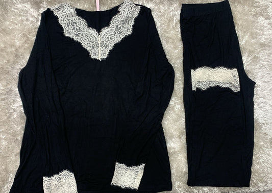 pigiama donna in cotone elasticizzato con scollo V ricamato