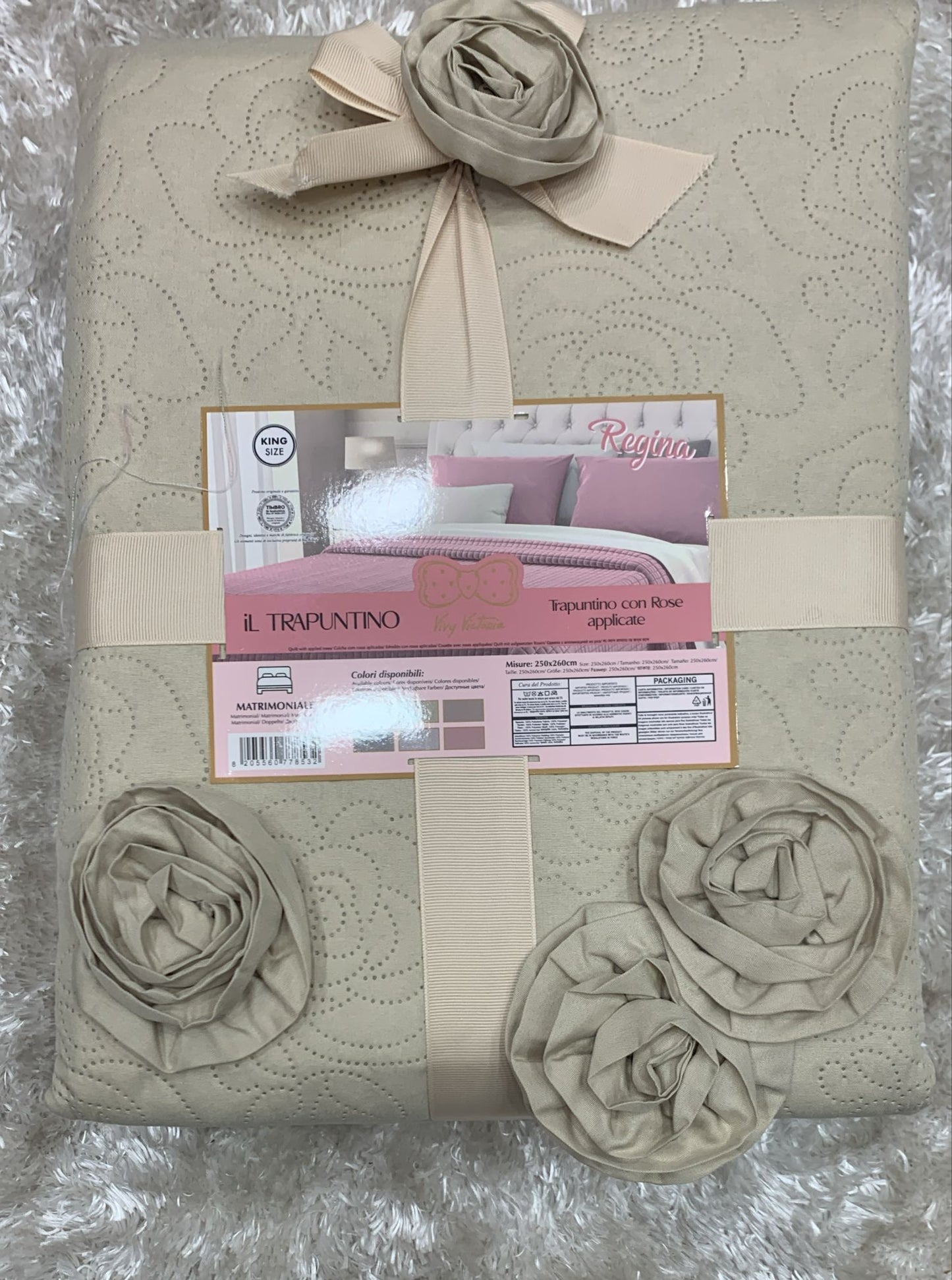 Trapuntino matrimoniale regina  con rose in rilievo 250x260cm