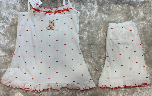 pigiama donna a  costine composto da bretellina e pantaloncini  fantasia cuori e orsetto