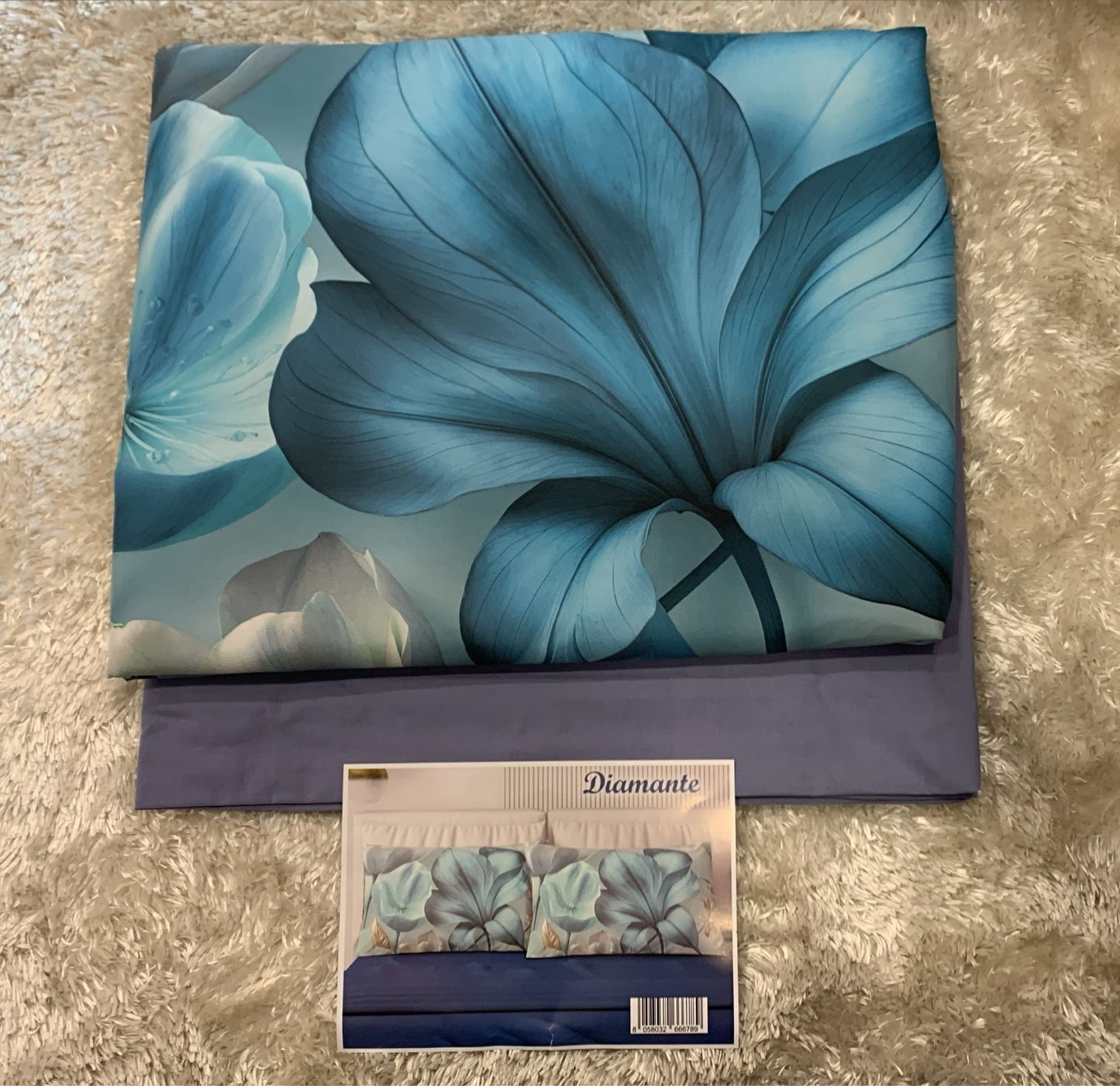 Competo letto matrimoniale in puro cotone con 4 federe fantasia Diamante Lenzuola sopra t unita 250x290cm Lenzuola sotto t unita con angoli maxi 175x200 cm 2 federe t unita in puro cotone 52x82 2 federe stampa digitale poliestere 50x80cm