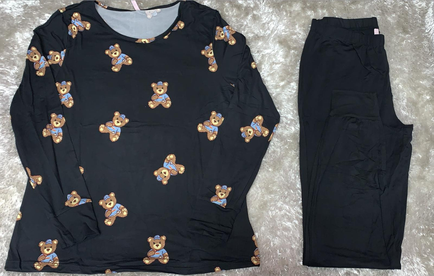 pigiama donna in cotone elasticizzato super comodo x la sua vestibilita  fantasia teddy ( l'articolo non può essere cambiato )