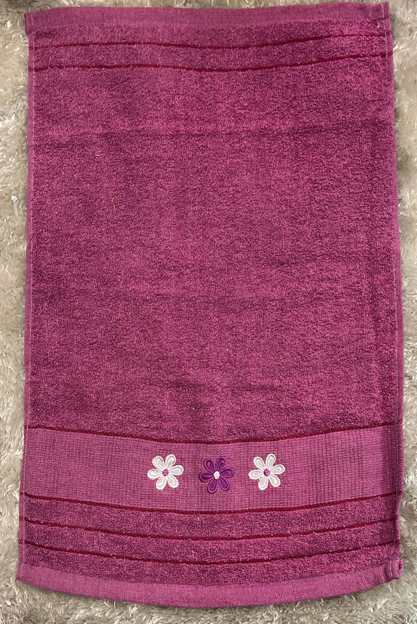 Asciugamano ospite  60x35 con fiore ricamato