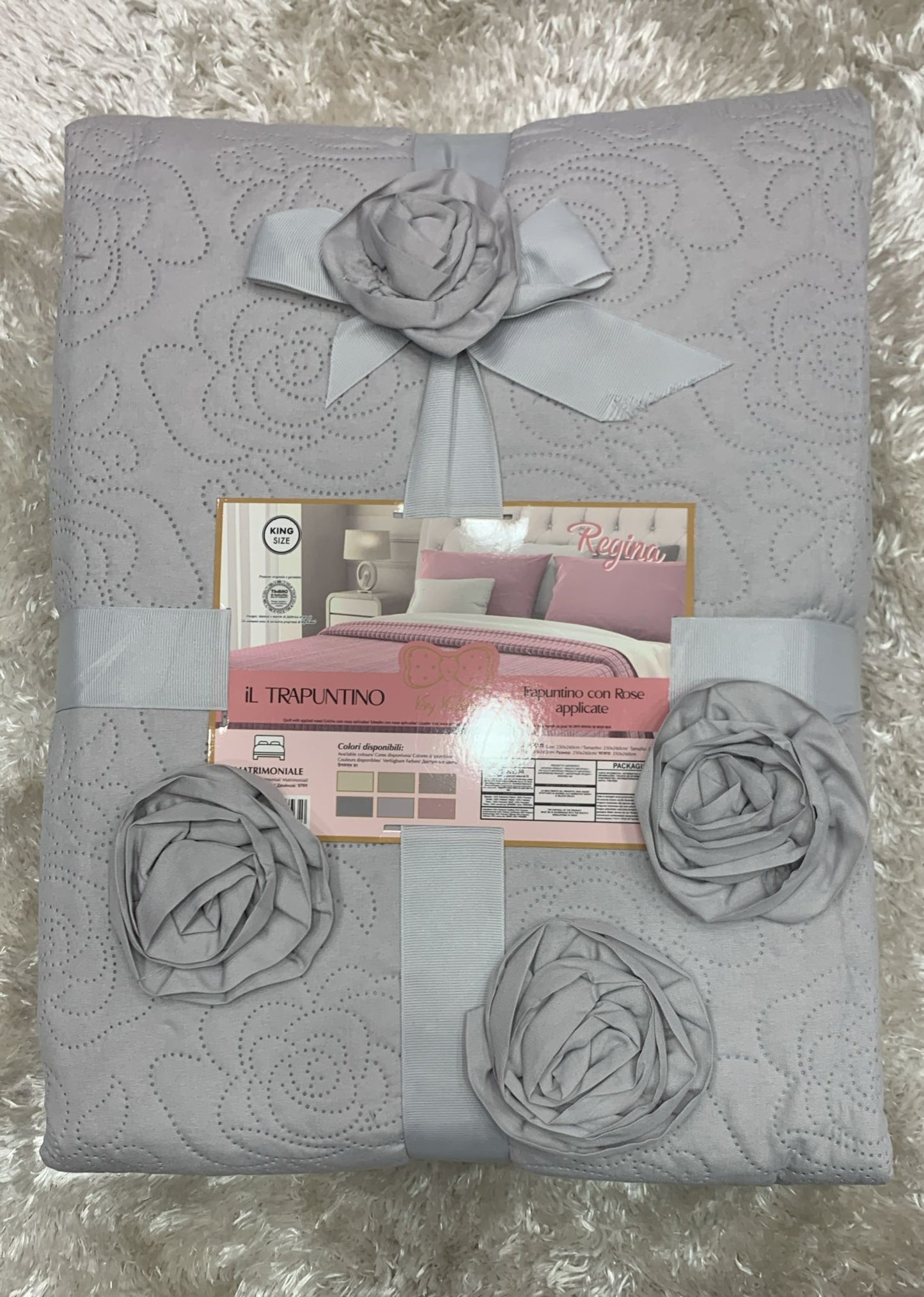 Trapuntino matrimoniale regina  con rose in rilievo 250x260cm